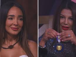 Ana Parra usa su joker azul y salva a Manelyk González en Los 50