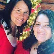 Tracy Waits's Instagram, Twitter & Facebook