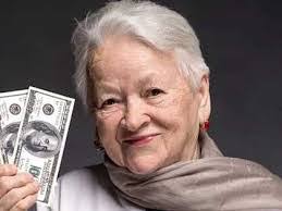 Mara Hamm's Instagram, Twitter & Facebook