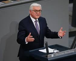 The introduction of the steinmeier formula in ukrainian law is what the heads of ukraine, germany, france, and russia agreed on monday night, among other things, during the normandy four summit in paris. Germany Elects Trump Critic Frank Walter Steinmeier As New President The Star