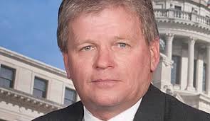 Judge Acquits Mississippi Lawmaker Accused of Punching Wife