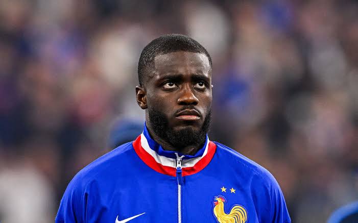 Équipe de France : Dayot Upamecano absent entre 5 et 6 semaines - Le  Parisien