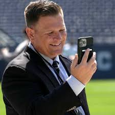 Insane facts about the Packers' salary cap situation show how much room for  improvement the roster has