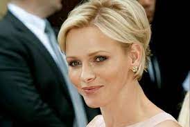 pin von basteltante auf monaco royals styling kurzes haar prinzessin charlene tolle kurze haare