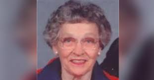 Estelle Ward's Instagram, Twitter & Facebook