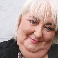 100+ perfiles de «Jocelyn»