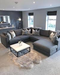 Survival Guide 3 Must Haves For Your First Apartment Wohnung Wohnen Wohnzimmer Ideen Wohnung