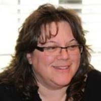 Pamela Claus's Instagram, Twitter & Facebook