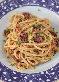 Mimicking The Filipino Egg Sausage Tomato Meal This Spaghetti Dish Has A Rich Sauce Made With Easy Pasta Recipes Recipe With Salted Egg Chorizo Pasta Recipes
