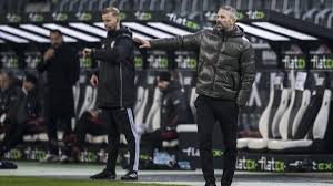 Stuttgart zog sich anschließend etwas zurück, gladbach gelang beinahe der ausgleich. Rose Lobt Schiedsrichter Brych Nach Fehlereingestandnis Eurosport