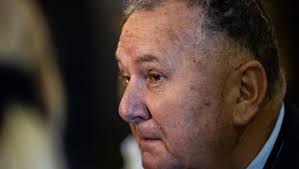 Fisheries minister rejects protesters' dolphin claims