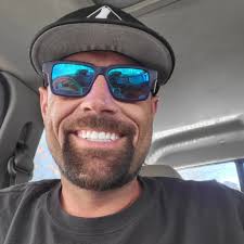 Let's welcome our new members! @everyone @highlight 🎉 **Welcome to Utah  County Dating!** 🎉 Hey there, new friend! 👋 We're so excited to have you  join our community of singles right here