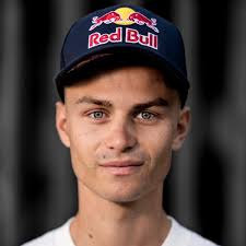 listenup Nr. 15 🔊 Patrick Murnig and Stefan Kraft providing insights into  their common path. #jarfamily #insidestories 📸 Jasmin Walter