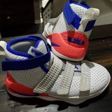 From the start, lebron's line of basketball shoes has utilized nike zoom technology, which enables sneakers to rebound to their original form quickly upon impact for optimal energy return. Nike Shoes Kids Nike Lebron James Basketball Sneakers Poshmark