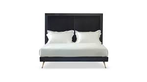 Klađenje na veliki broj mečeva i igara. Luxurioses In London Massgefertigtes Max Bett Hauseigenes Design Savoir
