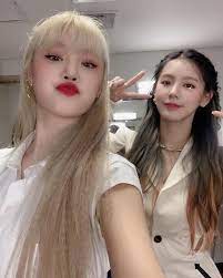 99 el 17 de abril, ganaron un trofeo en music bank de kbs gracias a la canción. Oh My God First Win Photo Gallery Of Soojin G Idle Facebook
