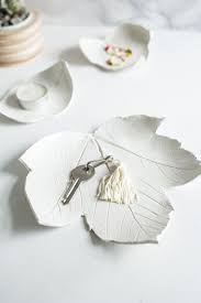 Diy Polimer Kilden Yaprak Tabak Yapilisi Mimuu Com Yaprak Kil Modelleme Yaratici