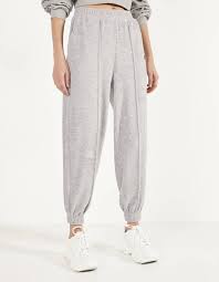 Спортивные брюки с логотипом от boss. Sportivnye Shtany Oversize Ot Bershka Bershka Cena 799 Grn 36699337 Kupit Po Dostupnoj Cene Ukraina Shafa