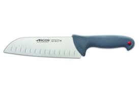 Para el uso diario, en las tareas más habituales en la cocina: Chef S Knife Arcos Ref 245400