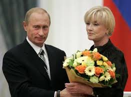 Moskva slezam ne verit) (this is an old russian proverb) is a 1980 soviet film made by mosfilm.it was written by valentin chernykh and directed by vladimir menshov.the leading roles were played by vera alentova and aleksey batalov.the film won the academy award for best foreign language film in 1981. Alentova Vera V