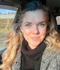 Heather Ritzman's Instagram, Twitter & Facebook