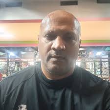 Edmund Jugmohan updated his profile picture.