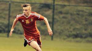 All 61kg of evenepoel was clearly emotional after clinching victory, and having. Les Annees Foot De Remco Evenepoel