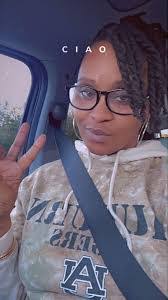 Ebony Calhoun's Instagram, Twitter & Facebook