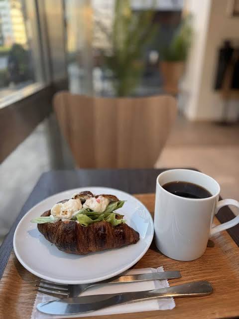 休日の朝ごはん④ 】休日の朝は、あえてカフェでモーニングを｜しのち | 自分時間スイッチ