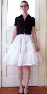Tutorial How To Make A Petticoat Dress Patterns Petticoat Sewing Skirts