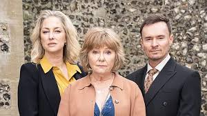 Jon Lee says it was ‘surreal’ to return to EastEnders after almost 30 years