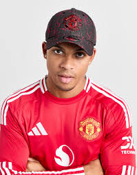 Black New Era Manchester United FC All Over Print 9FORTY Cap
