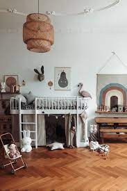 das neue hochbett im kinderzimmer macht so viel fre in 2021 niedrige hochbetten kinder zimmer loft betten