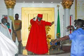 Jul 12, 2021 · the ontario beekeepers' association (oba) was established in 1881. No Going Back On Return Of Artefacts To Palace Oba Of Benin