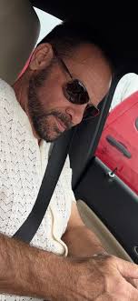 Kevin Harvick Bakersfield California 🏝