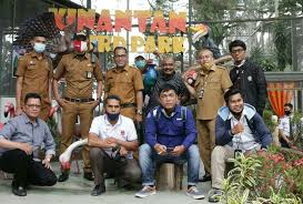 Tiket masuk kinantan zoo bukittinggi. Kinantan Bird Park Bukittinggi Surganya Burung Maota