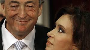 Néstor kirchner , in full néstor carlos kirchner , (born february 25, 1950, río gallegos, santa cruz, argentina—died october 27, 2010, el calafate), argentine lawyer and politician, who was president of. Piden La Exhumacion Del Cadaver De Nestor Kirchner Para Investigar Su Muerte