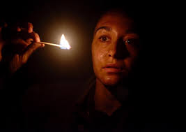 Ross Tomlinson (@RossHarryTom)