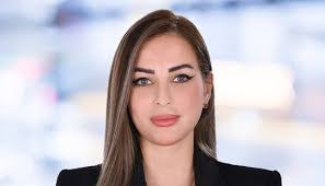 Lori Hack's Instagram, Twitter & Facebook