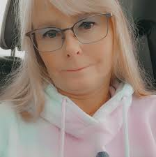 Anyone know if we get our 40% off at Starbucks for merch in the parks??