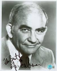 Ed Asner Lou Grant "The Best Of Life" Signed 8x10 Photo BAS #BL81217