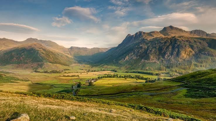 When does a hill become a mountain? Our expert guide | Advnture