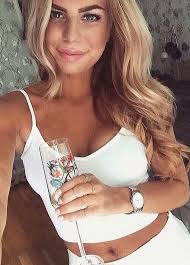 There are 6 professionals named rebecca ohlsson, who use linkedin to exchange information. Pastrnak Oznamil Radostnu Spravu S PriateÄ¾kou Cakaju Prirastok Do Rodiny Fotografia C 4 Novy Cas