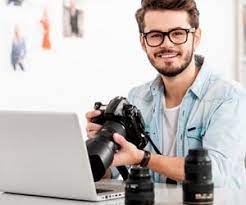Die jobbörse an ihrer seite. Pet Photographer Jobs Pet Photography Career Advice