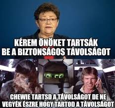 Akkor is érdemes felvenni a maszkot látogatók fogadásakor, ha nem biztos, hogy a helyiség megfelelően szellőzik. Koronavirus Memek Itt A Harmadik Oszi Teli Felvonas Kozossegi Media Mindenkinek