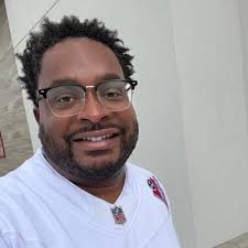 Evan Bowers (@ekbowers21)