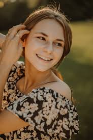 Jessica's Senior Session in Annandale, Minnesota — Jordan Elizabeth  Photography