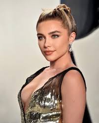 She is known for the falling (2014), her film debut, lady macbeth (2016), outlaw king (2018), fighting with my family (2019), and midsommar (2019). 30 Florence Pugh Photographs Gifs Videos And More