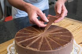 Momentan von 11:30 bis 17:30 uhr. Konditorei Backerei Siemank Dresden