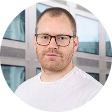 Research Group Marc van Oostrum